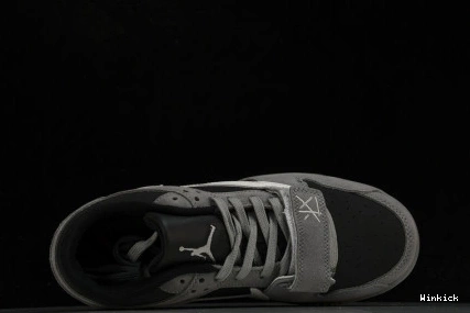 FZ8117-001 Jordan x The Travis Check Cut Scott 1126